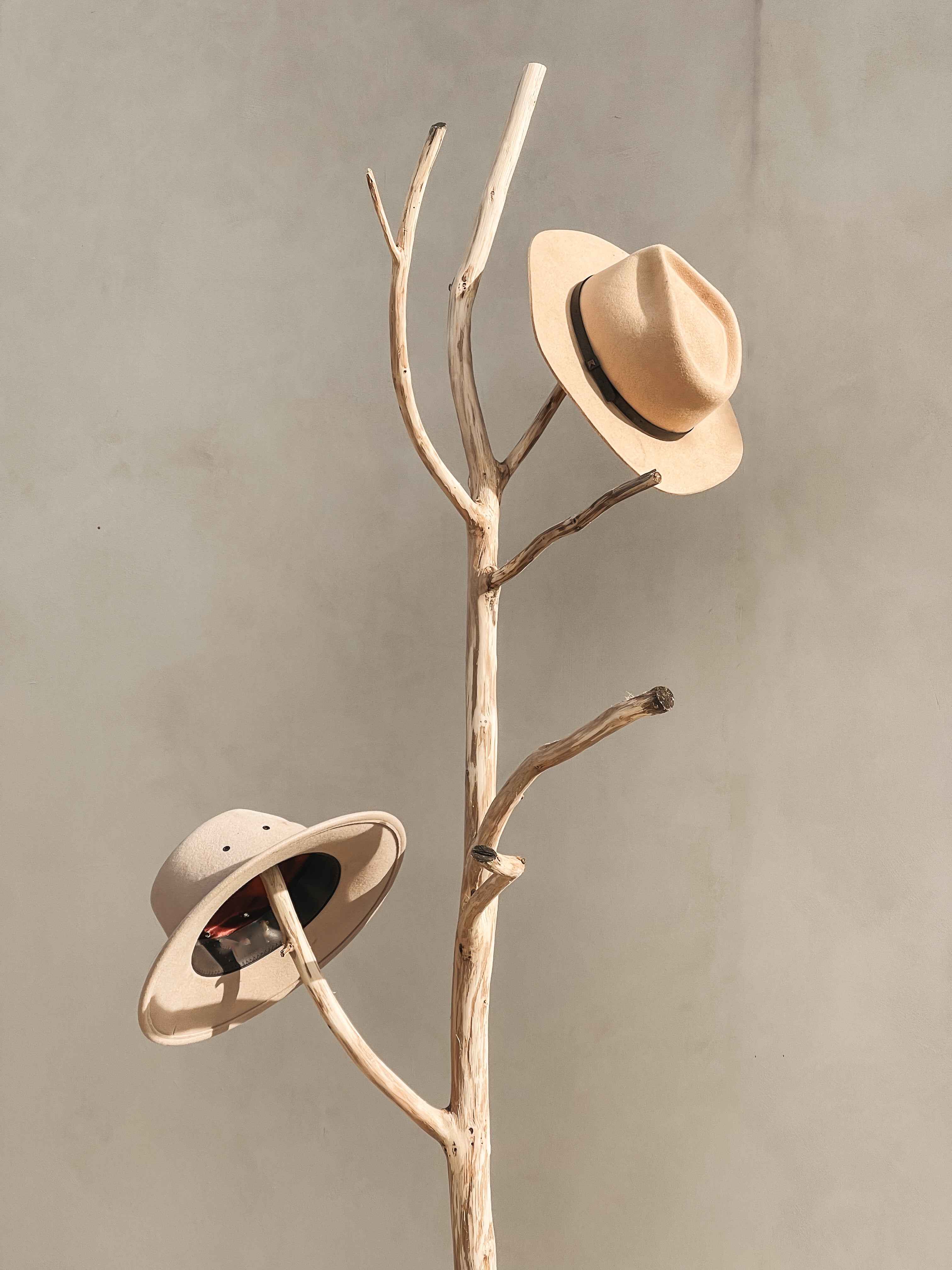 ELYN Hat Stand