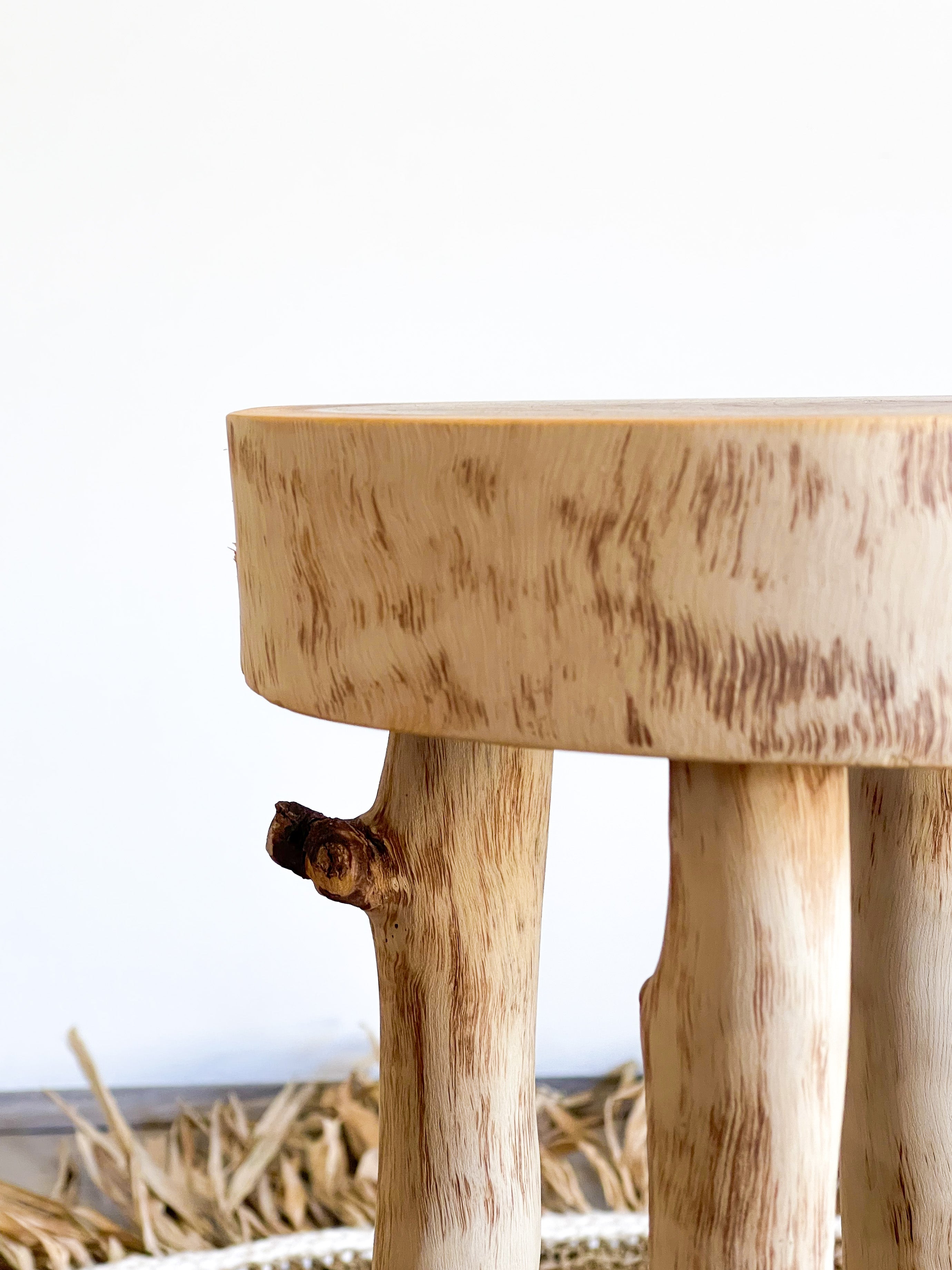 ORION - Stool and SideTable