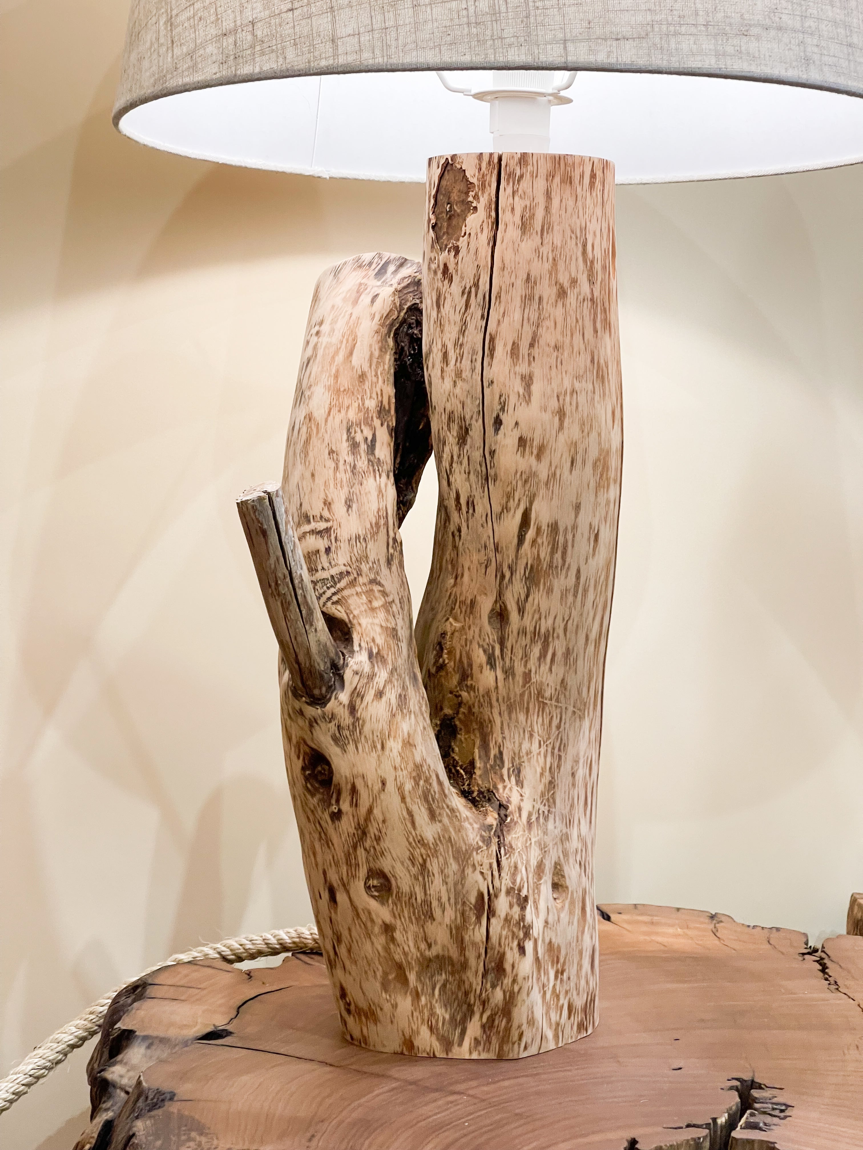 TAWERA Table Lamp